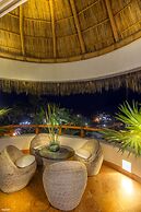 Mi Otra Casa - Adults Only