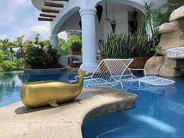 Mi Otra Casa - Adults Only