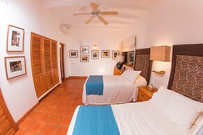 Mi Otra Casa - Adults Only