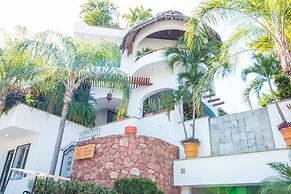 Mi Otra Casa - Adults Only