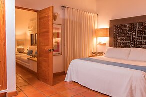 Mi Otra Casa - Adults Only