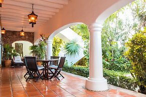 Mi Otra Casa - Adults Only