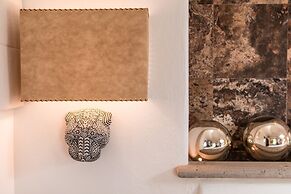 Mi Otra Casa - Adults Only