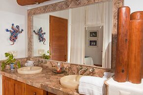 Mi Otra Casa - Adults Only