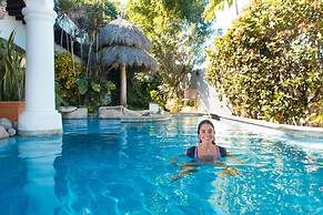 Mi Otra Casa - Adults Only