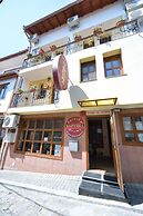 Hotel Varusha