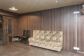 OYO 10188 Hotel DS Grand Inn