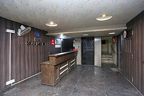 OYO 10188 Hotel DS Grand Inn