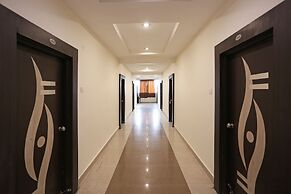 OYO 10188 Hotel DS Grand Inn