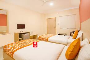 OYO 10235 Oyster Transit Hotels