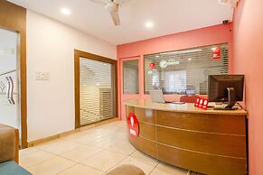 OYO 10235 Oyster Transit Hotels