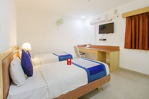 OYO 10209 Hotel AVS Sweet Magic