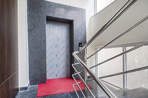 Collection O 10434 SSR Royal Suites