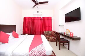 OYO 9305 Hotel Dwarika Inn