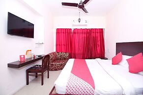 OYO 9305 Hotel Dwarika Inn