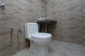 OYO 6709 Hotel L N International