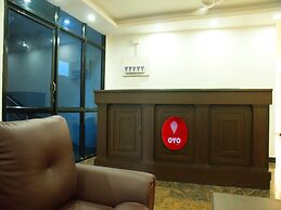 OYO 9902 Nedumparambil Residency