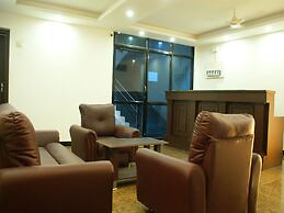 OYO 9902 Nedumparambil Residency