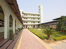 OYO 10104 Radhika Resort