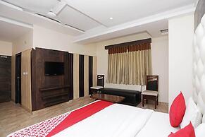 OYO 5183 Hotel Subhadra Residency