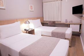 Hotel Castelo Inn
