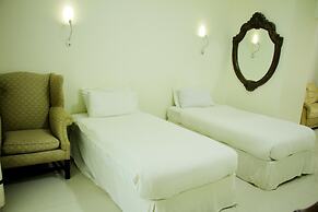 Shangri-la Hotel Muyenga