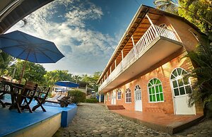 Portón de Occidente by Bernalo Hotels