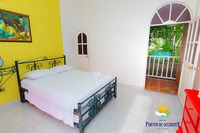 Portón de Occidente by Bernalo Hotels