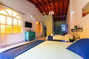 Portón de Occidente by Bernalo Hotels