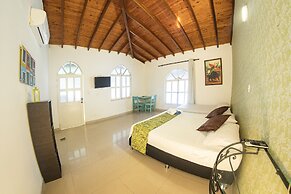 Portón de Occidente by Bernalo Hotels