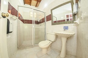 Portón de Occidente by Bernalo Hotels