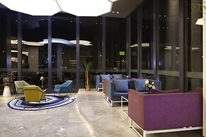 Campanile Yangzhou Slender West Lake