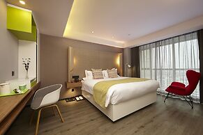 Campanile Yangzhou Slender West Lake