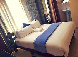 Ekuthuleni Guest house vosloorus