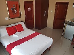 Ekuthuleni Guest house vosloorus