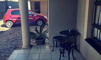 Ekuthuleni Guest house vosloorus