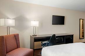 Econo Lodge Inn & Suites