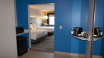 Holiday Inn Express & Suites Tonawanda - Buffalo Area by IHG