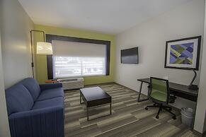 Holiday Inn Express & Suites Tonawanda - Buffalo Area by IHG
