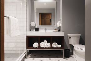 Hotel Zachary Chicago, a Tribute Portfolio Hotel