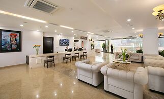 Azure Sapa Hotel