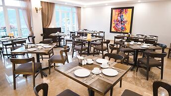 Azure Sapa Hotel