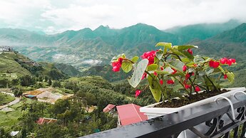 Azure Sapa Hotel