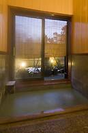 Kusatsu Onsen EKINARIYA RYOKAN