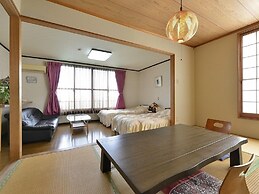 Yumoto Miyoshi