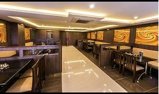 Plazza hotel , Trichy