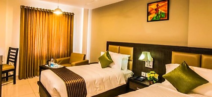 Plazza hotel , Trichy