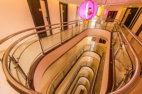 Plazza hotel , Trichy