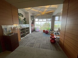 Zhida Craft Service Guest House