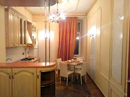 Lakshmi Apartment Great Classic